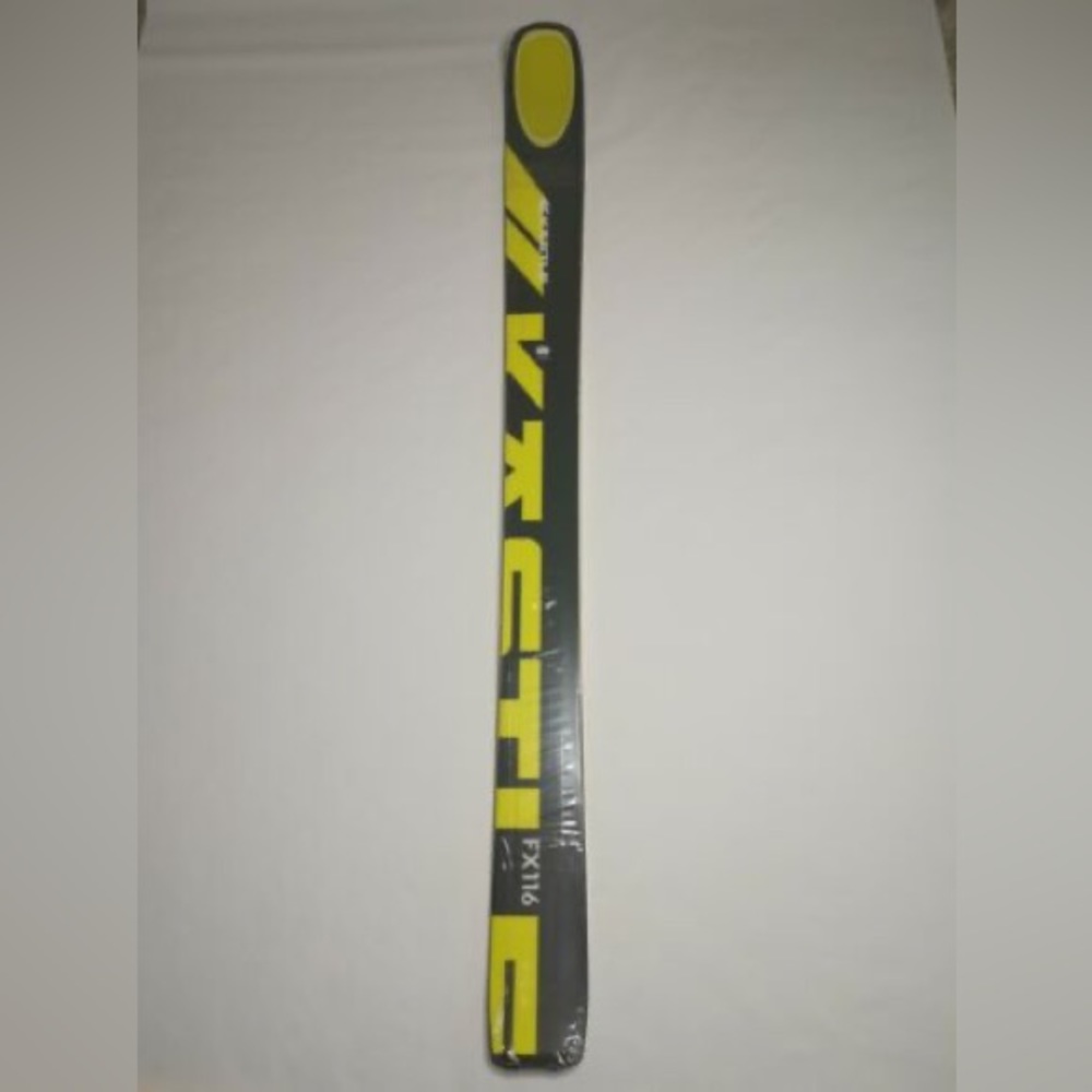 kastle FX116 skis brand new